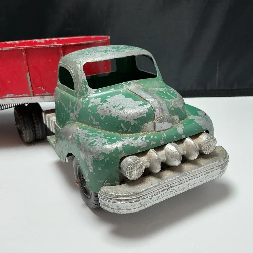 Hubley‎  Semi Dump Trailer Geen/Red Vintage Toy Truck 16 Inches Long